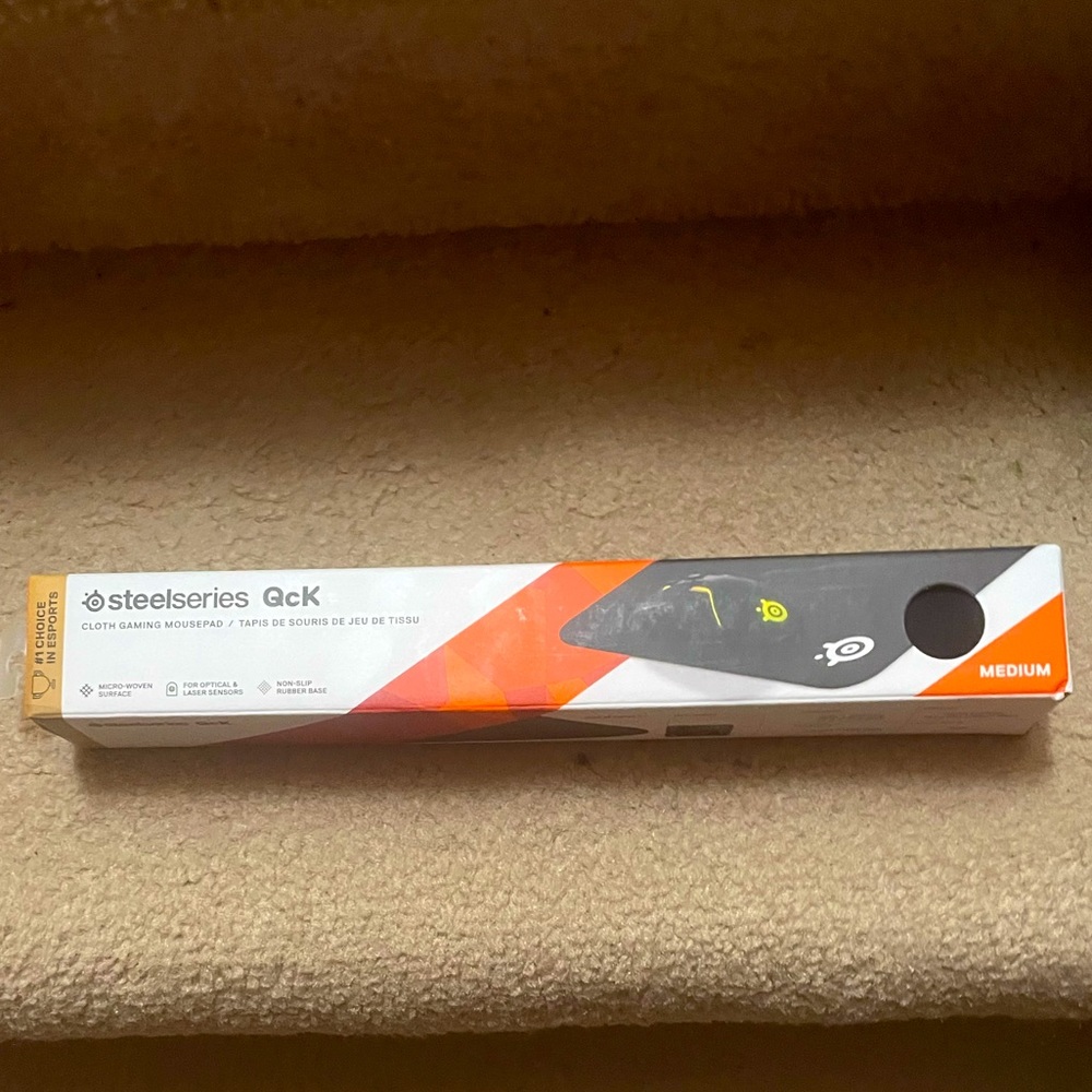 Steel series Qck cloth gaming mousepad (medium)